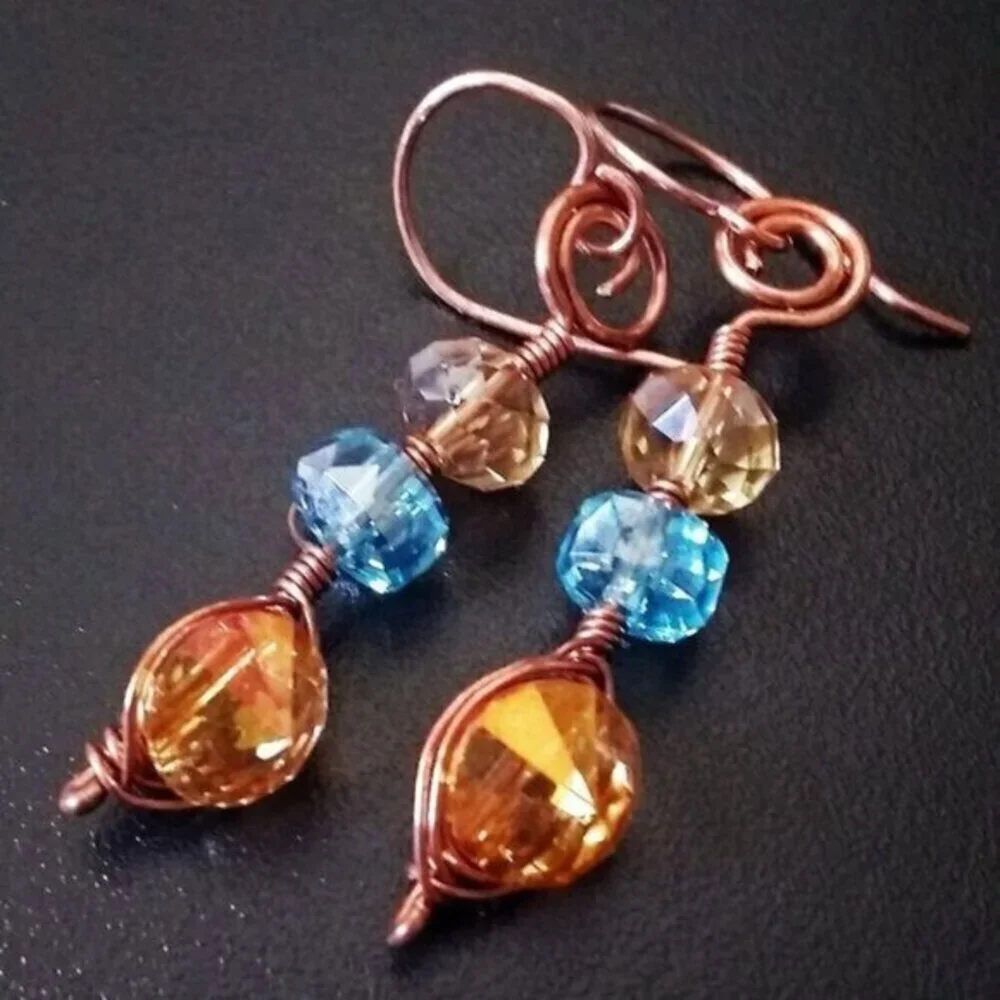 Sexy Flashy Glam Dangle Earrings - Unique & One-of-a-kind! Casual Day to Night!